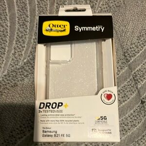 OtterBox Symmetry Series Case for Samsung Galaxy S21 FE 5G - Glitter White